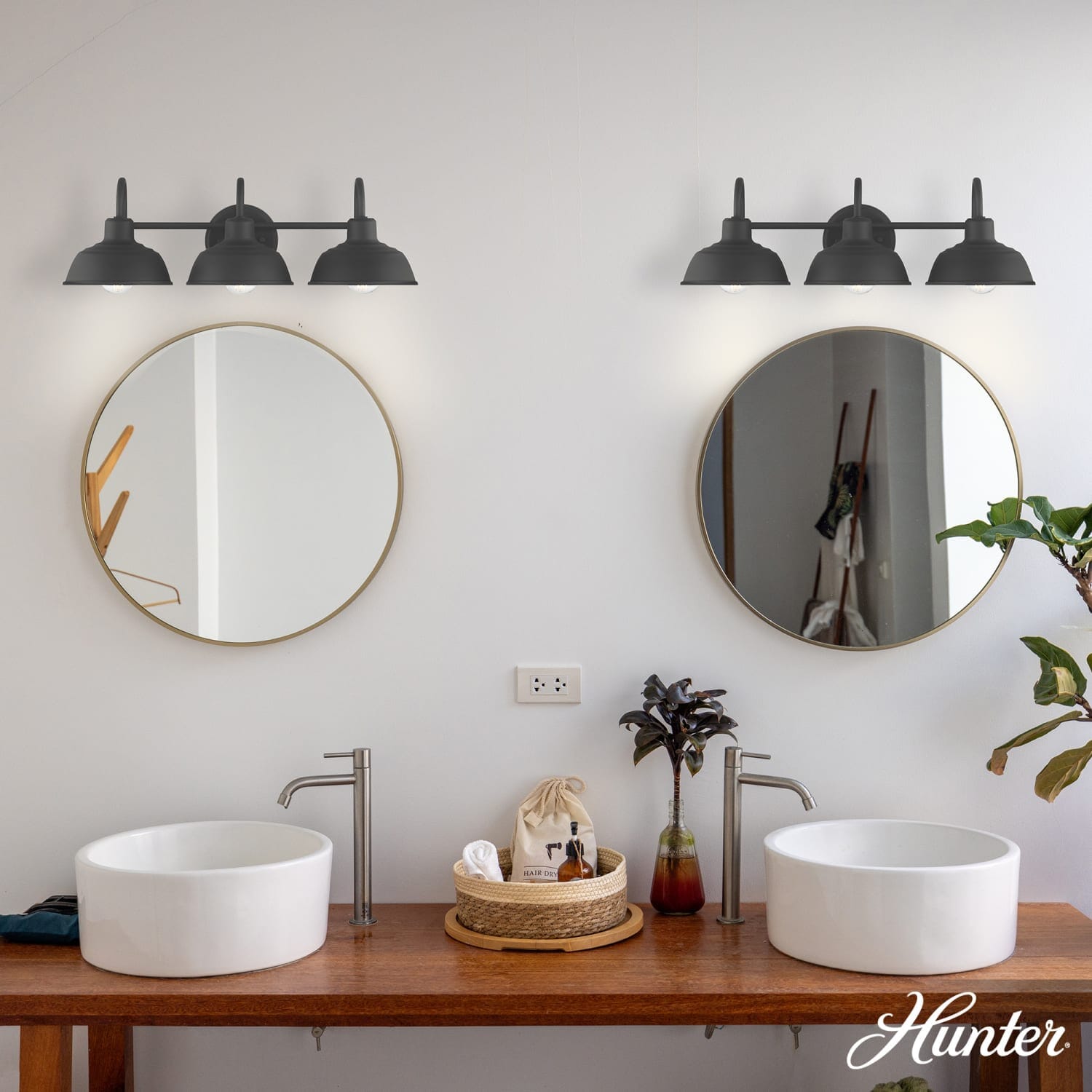 Mill Valley 3 Light Medium 23 Inch Vanity - Image 2